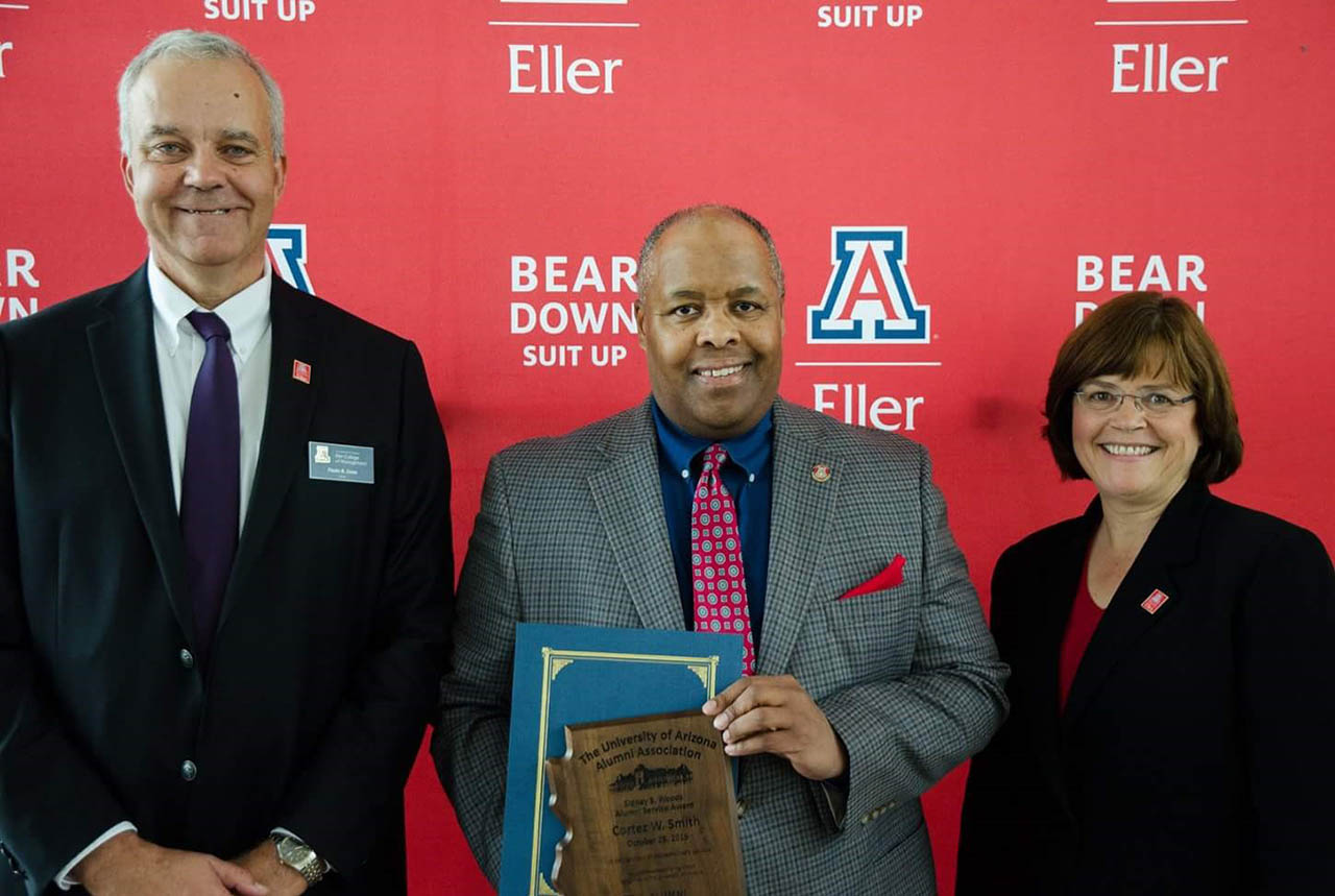 Cortez Smith Receives Award